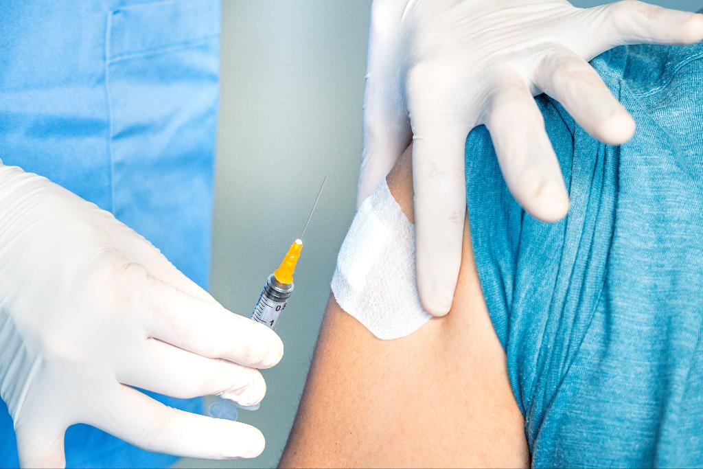 How Shockwave Therapy Compares to Cortisone Injections
